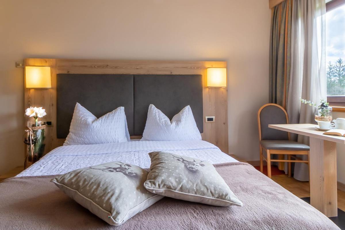 Hotel Arcobaleno Fai Della Paganella Esterno foto
