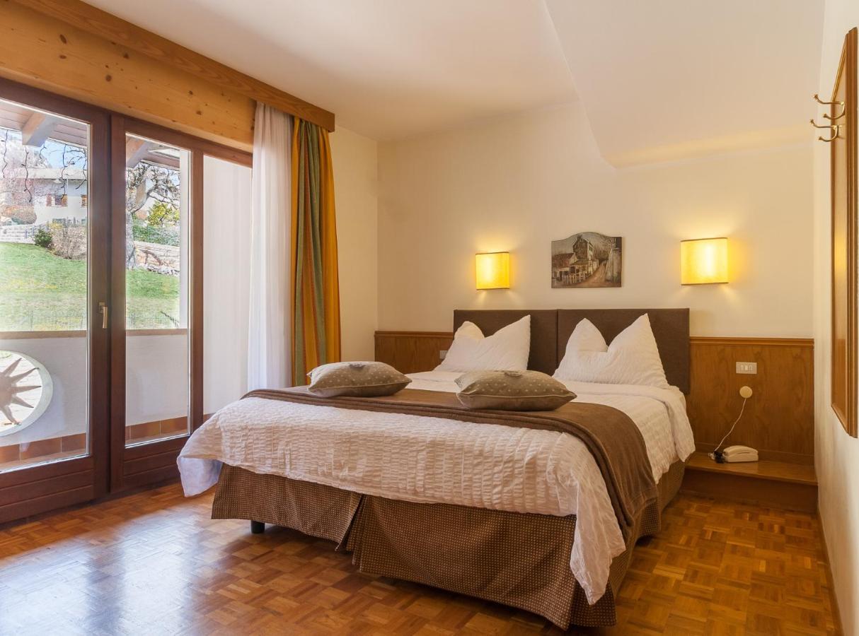 Hotel Arcobaleno Fai Della Paganella Esterno foto