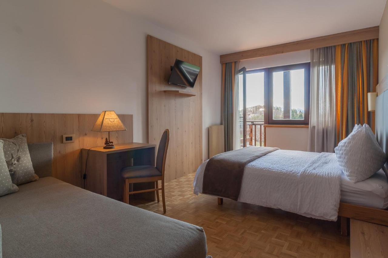 Hotel Arcobaleno Fai Della Paganella Esterno foto